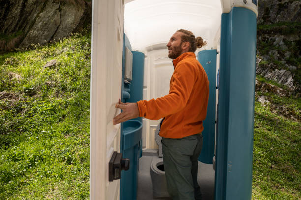 Best Portable restroom trailer rental  in Columbus, WI